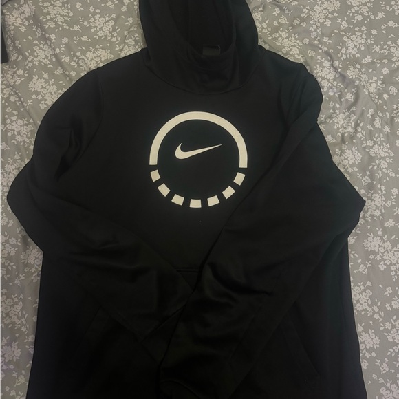 Nike hoodie size large - Picture 3 of 5